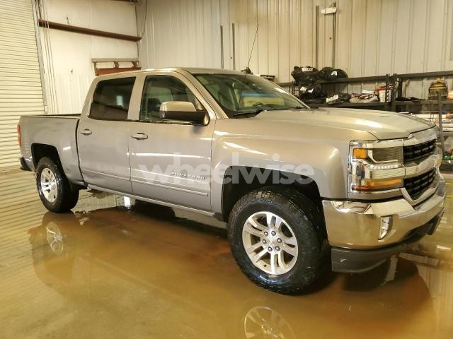 Photo 6 of 2017 CHEVROLET SILVERADO K1500 LT N/A (VIN 3GCUKREC0HG271425)