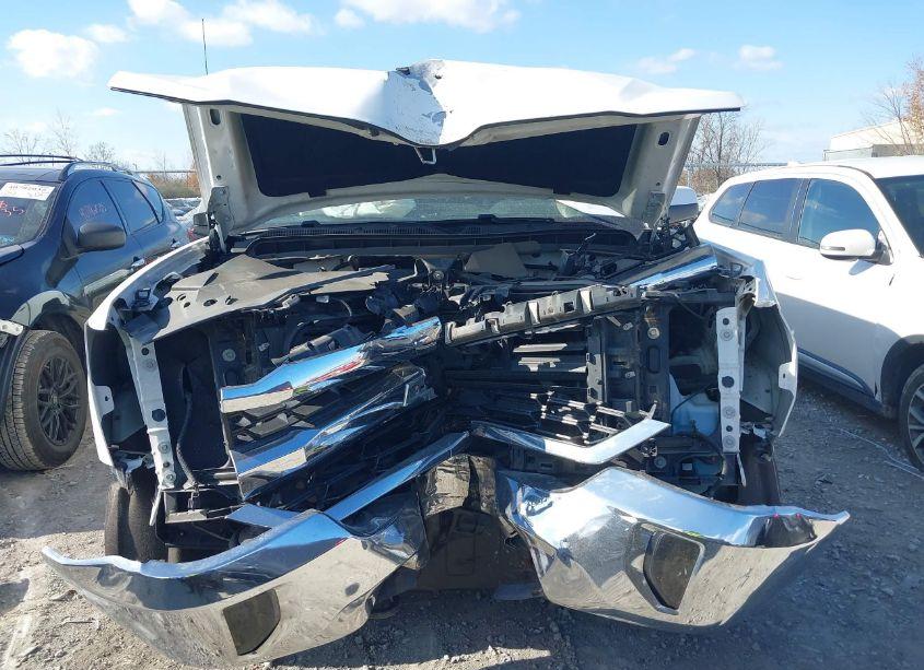 Photo 6 of 2017 Chevrolet Silverado 1500 1LT (VIN 3GCUKREC0HG352845)