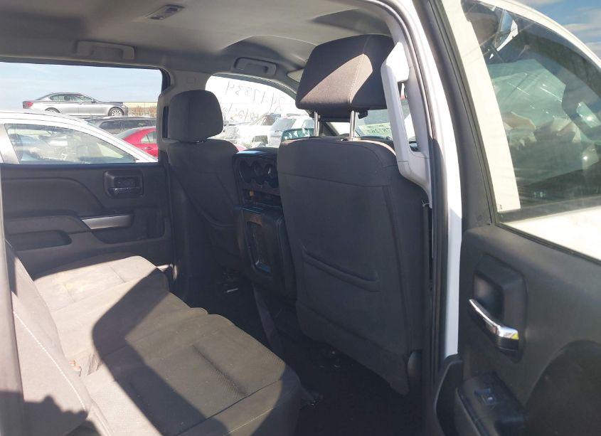 Photo 8 of 2017 Chevrolet Silverado 1500 1LT (VIN 3GCUKREC0HG352845)