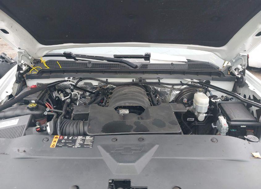 Photo 10 of 2017 Chevrolet Silverado 1500 2LT (VIN 3GCUKREC0HG475092)