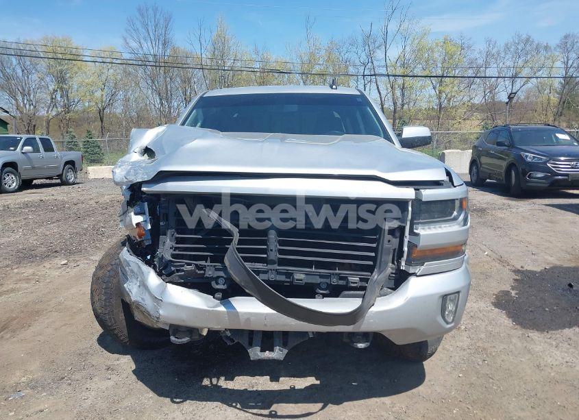 Photo 12 of 2017 Chevrolet Silverado 1500 2LT (VIN 3GCUKREC0HG508480)