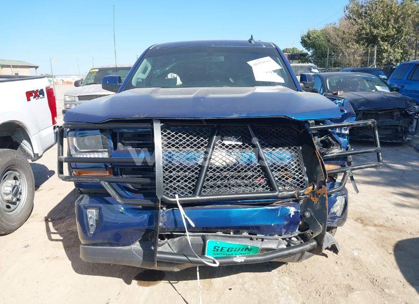 Photo 12 of 2018 Chevrolet Silverado 1500 1LT/2LT (VIN 3GCUKREC0JG149430)