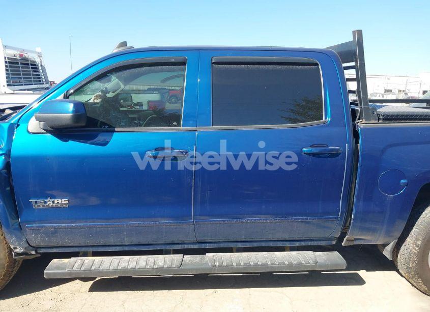 Photo 14 of 2018 Chevrolet Silverado 1500 1LT/2LT (VIN 3GCUKREC0JG149430)