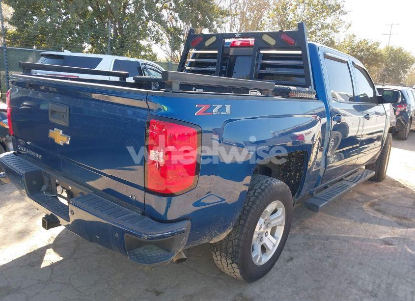 Photo 4 of 2018 Chevrolet Silverado 1500 1LT/2LT (VIN 3GCUKREC0JG149430)