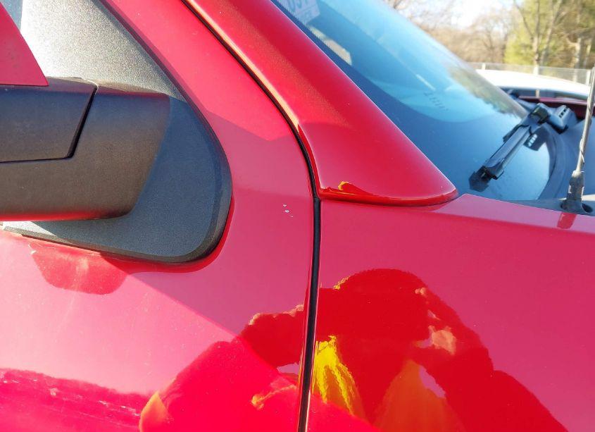 Photo 17 of 2018 Chevrolet Silverado 1500 (VIN 3GCUKREC0JG215054)