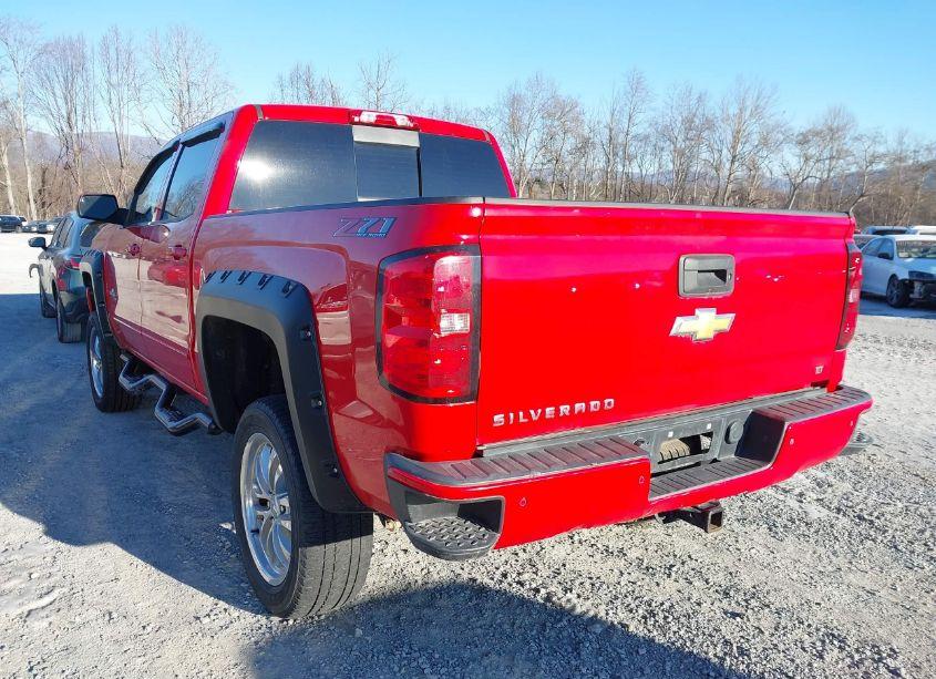 Photo 6 of 2018 Chevrolet Silverado 1500 (VIN 3GCUKREC0JG215054)
