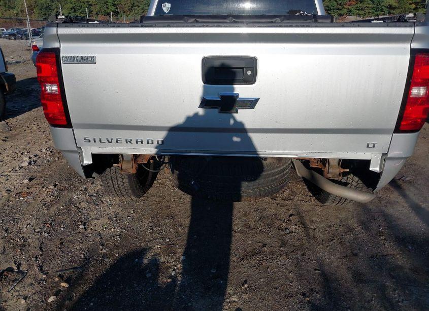 Photo 18 of 2018 Chevrolet Silverado 1500 1LT (VIN 3GCUKREC0JG301478)