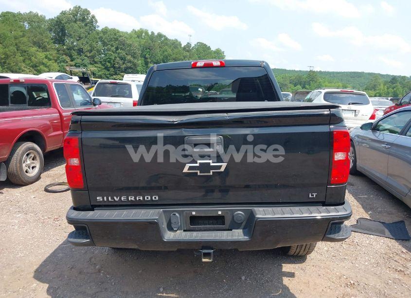 Photo 16 of 2018 Chevrolet Silverado 1500 2LT (VIN 3GCUKREC0JG337283)