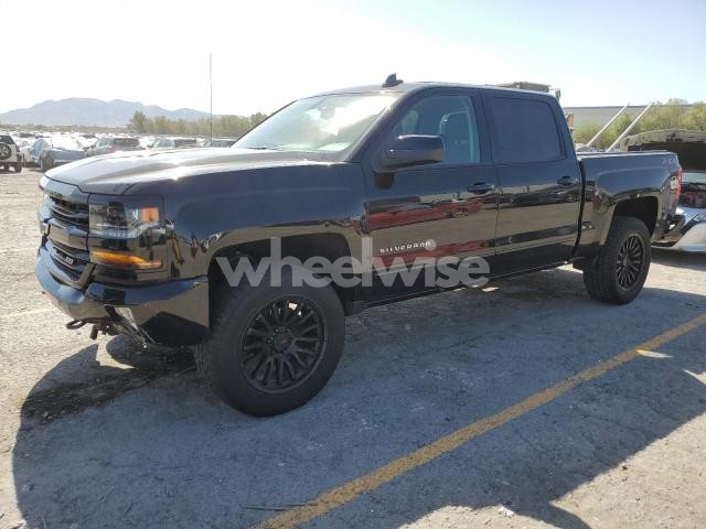 Photo 12 of 2018 CHEVROLET SILVERADO K1500 LT N/A (VIN 3GCUKREC0JG638264)