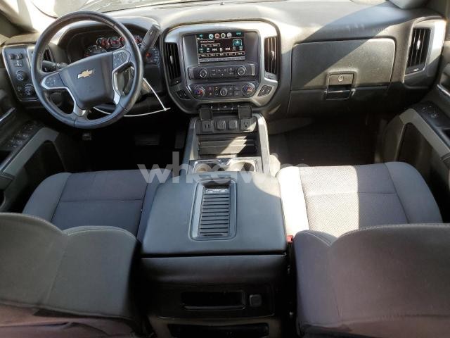 Photo 4 of 2018 CHEVROLET SILVERADO K1500 LT N/A (VIN 3GCUKREC0JG638264)