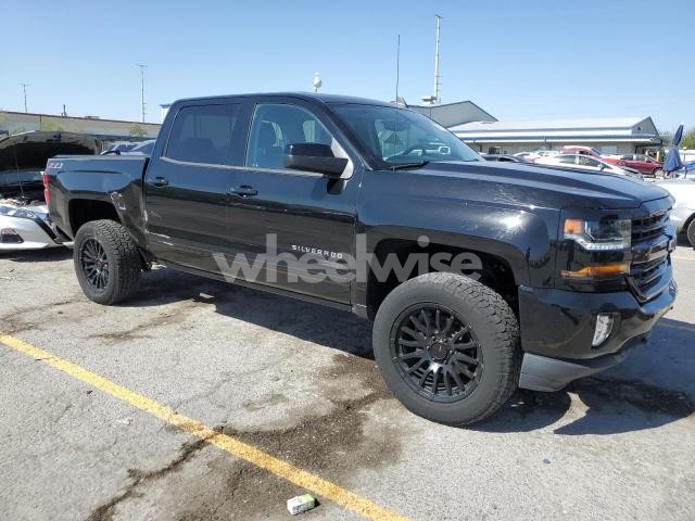 Photo 6 of 2018 CHEVROLET SILVERADO K1500 LT N/A (VIN 3GCUKREC0JG638264)