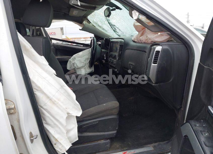 Photo 5 of 2014 Chevrolet Silverado 1500 2LT (VIN 3GCUKREC1EG111467)