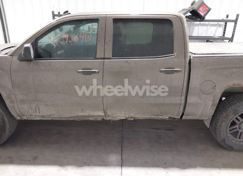 Photo 14 of 2014 Chevrolet Silverado 1500 2LT (VIN 3GCUKREC1EG138474)