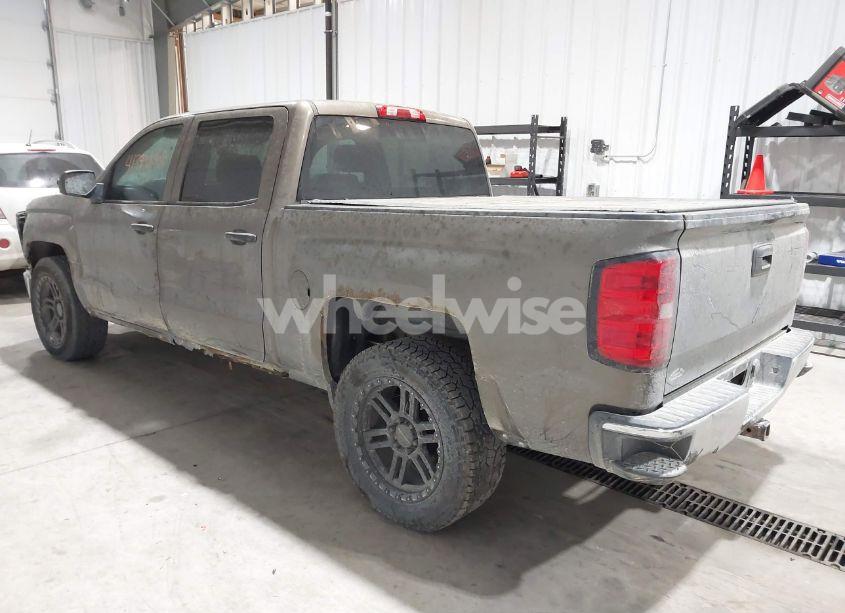 Photo 3 of 2014 Chevrolet Silverado 1500 2LT (VIN 3GCUKREC1EG138474)