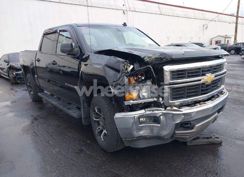 2014 Chevrolet Silverado 1500 1LT/2LT (VIN 3GCUKREC1EG157817) main photo