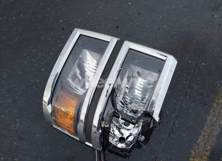 Photo 12 of 2014 Chevrolet Silverado 1500 1LT/2LT (VIN 3GCUKREC1EG157817)