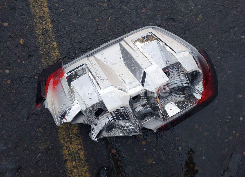 Photo 18 of 2014 Chevrolet Silverado 1500 1LT/2LT (VIN 3GCUKREC1EG157817)