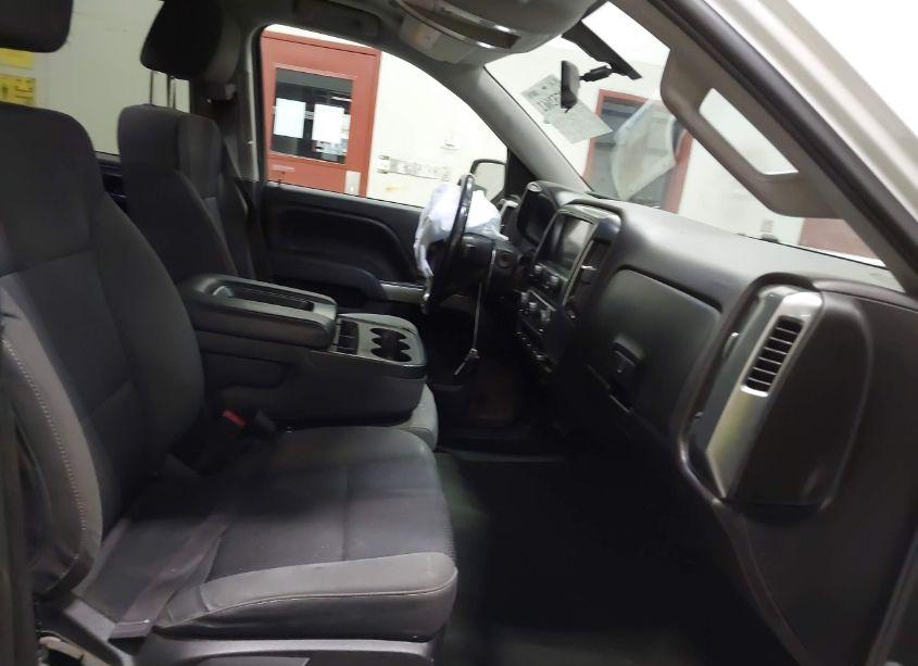 Photo 5 of 2014 Chevrolet Silverado 1500 1LT (VIN 3GCUKREC1EG170731)