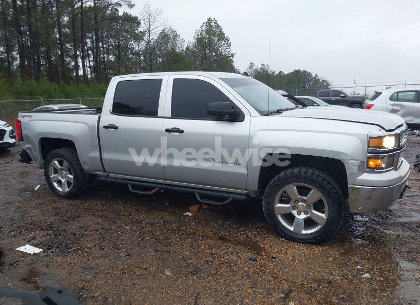 Photo 13 of 2014 Chevrolet Silverado 1500 1LT (VIN 3GCUKREC1EG226540)