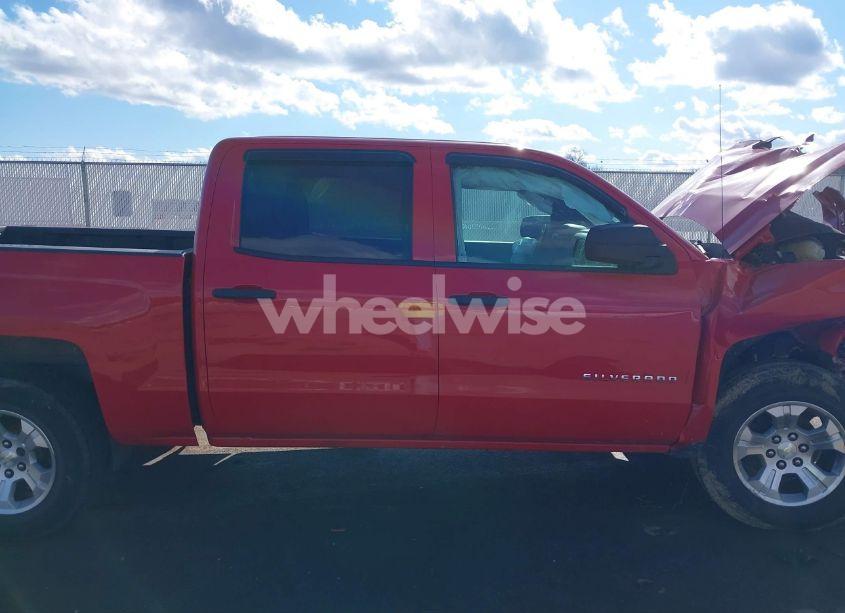 Photo 13 of 2014 Chevrolet Silverado 1500 2LT (VIN 3GCUKREC1EG258629)