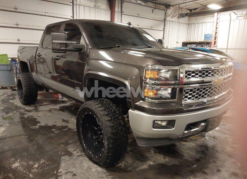 2014 Chevrolet Silverado 1500 2LT (VIN 3GCUKREC1EG271154) main photo