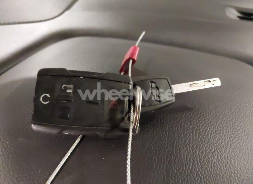 Photo 11 of 2014 Chevrolet Silverado 1500 2LT (VIN 3GCUKREC1EG271154)