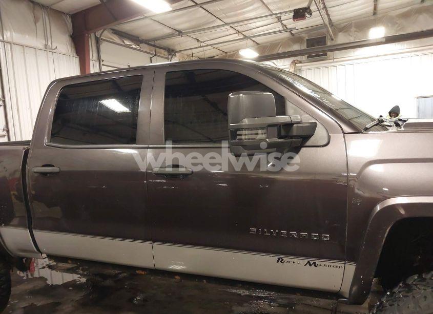 Photo 14 of 2014 Chevrolet Silverado 1500 2LT (VIN 3GCUKREC1EG271154)