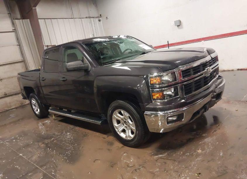 2014 Chevrolet Silverado 1500 2LT (VIN 3GCUKREC1EG330932) main photo