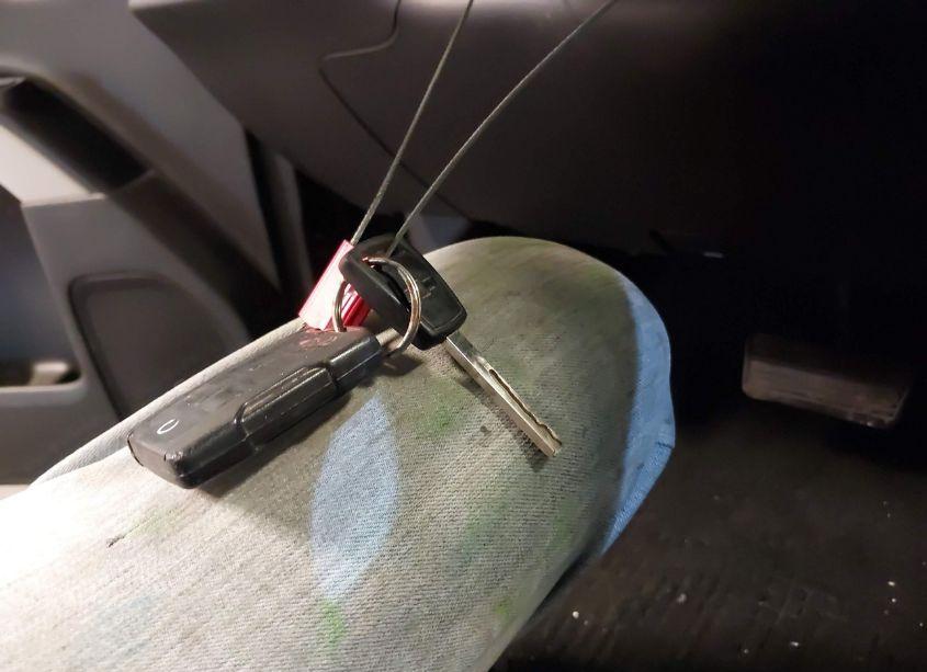 Photo 11 of 2014 Chevrolet Silverado 1500 2LT (VIN 3GCUKREC1EG330932)