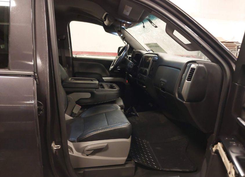 Photo 5 of 2014 Chevrolet Silverado 1500 2LT (VIN 3GCUKREC1EG330932)