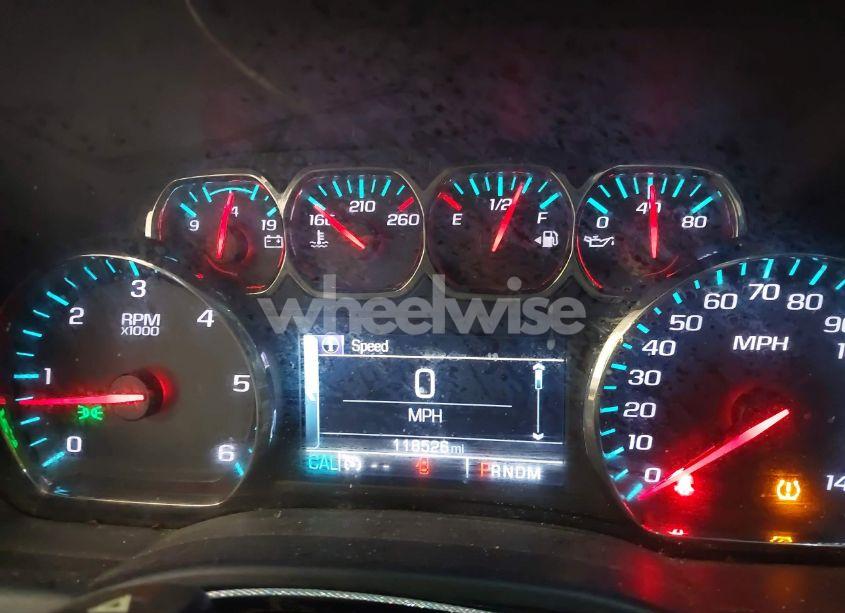 Photo 7 of 2015 Chevrolet Silverado 1500 1LT (VIN 3GCUKREC1FG137181)