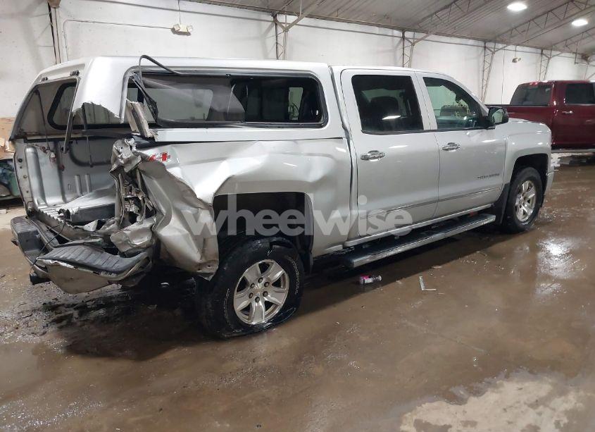 Photo 4 of 2015 Chevrolet Silverado 1500 1LT (VIN 3GCUKREC1FG175347)