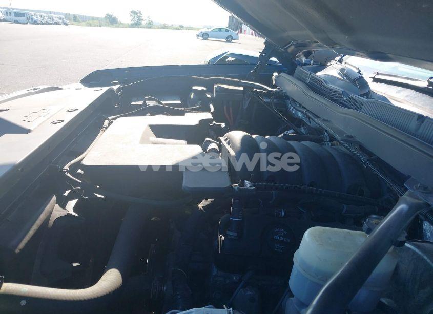 Photo 10 of 2015 Chevrolet Silverado 1500 1LT (VIN 3GCUKREC1FG188129)