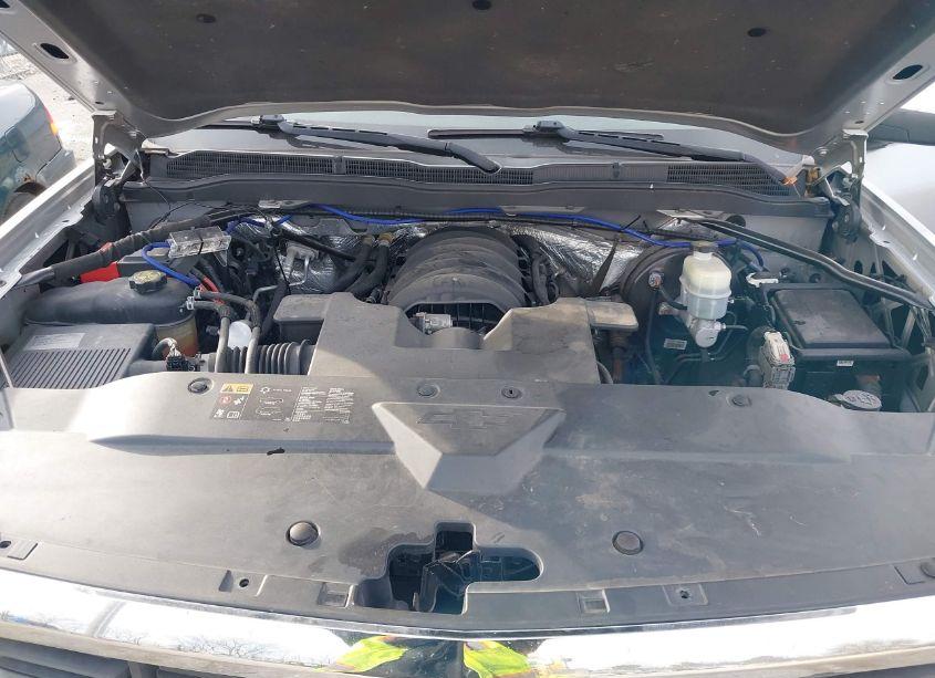 Photo 10 of 2015 Chevrolet Silverado 1500 2LT (VIN 3GCUKREC1FG205852)