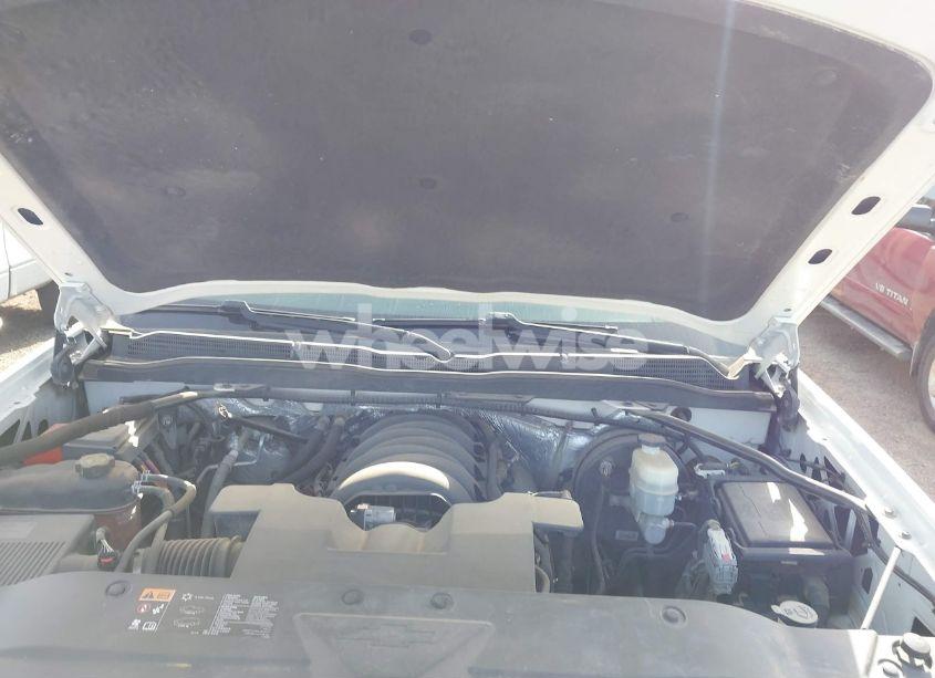 Photo 10 of 2015 Chevrolet Silverado 1500 2LT (VIN 3GCUKREC1FG289851)