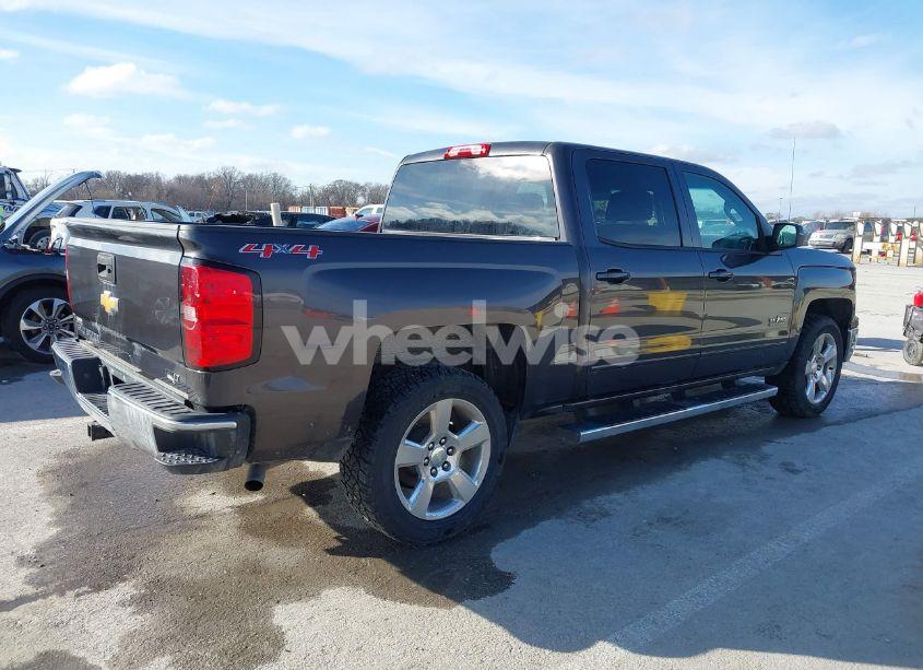 Photo 4 of 2015 Chevrolet Silverado 1500 1LT (VIN 3GCUKREC1FG406165)