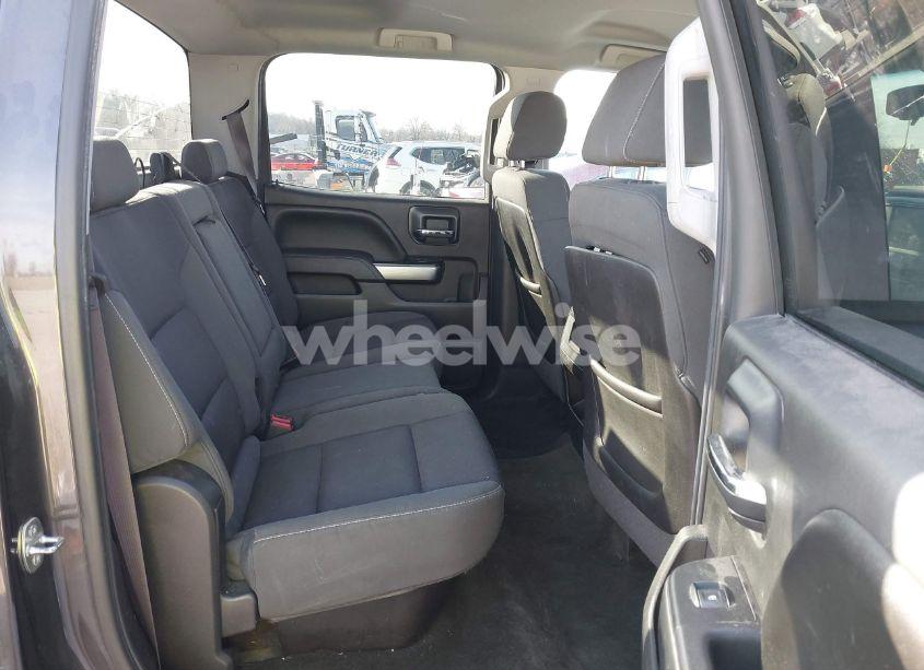 Photo 8 of 2015 Chevrolet Silverado 1500 1LT (VIN 3GCUKREC1FG406165)