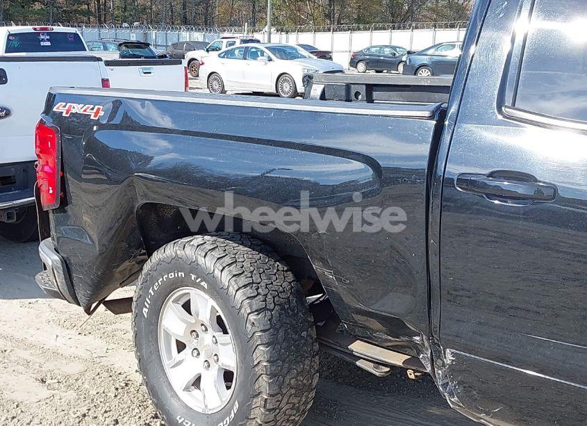 Photo 6 of 2015 Chevrolet Silverado 1500 1LT/2LT (VIN 3GCUKREC1FG409020)