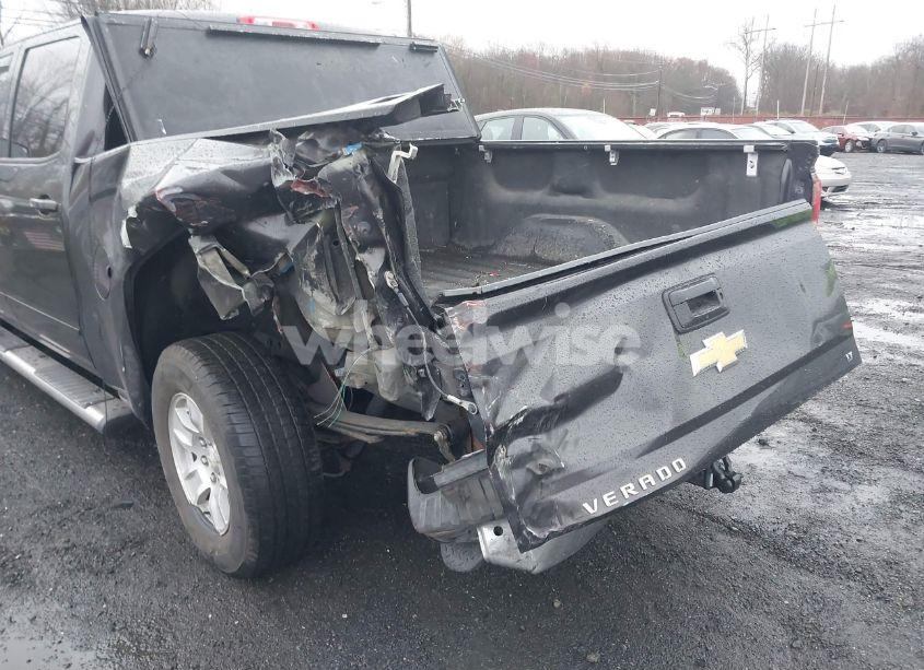 Photo 6 of 2015 Chevrolet Silverado 1500 1LT (VIN 3GCUKREC1FG444933)