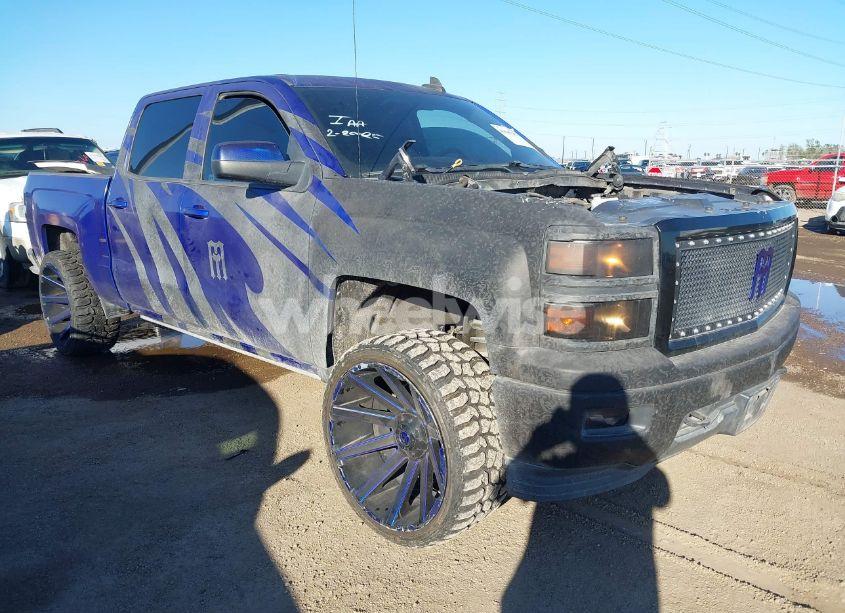 2015 Chevrolet Silverado 1500 1LT (VIN 3GCUKREC1FG455043) main photo