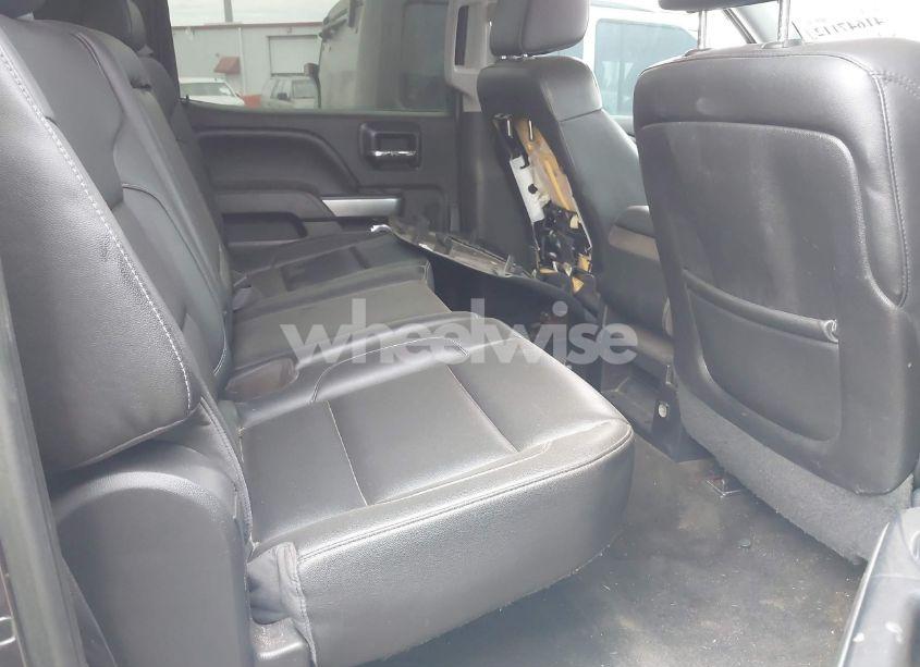 Photo 8 of 2015 Chevrolet Silverado 1500 1LT (VIN 3GCUKREC1FG455043)