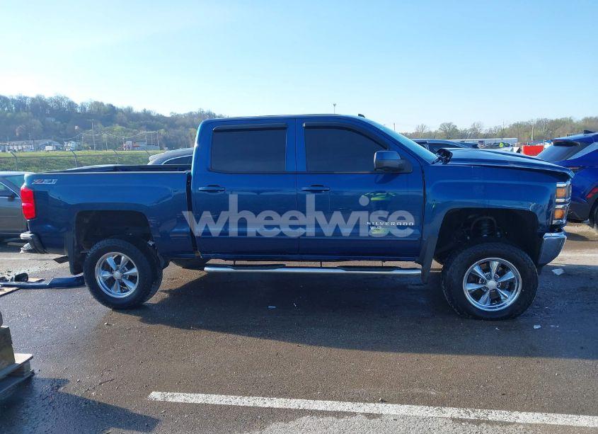 Photo 14 of 2015 Chevrolet Silverado 1500 2LT (VIN 3GCUKREC1FG489127)