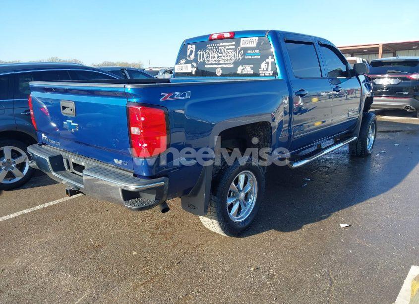 Photo 4 of 2015 Chevrolet Silverado 1500 2LT (VIN 3GCUKREC1FG489127)