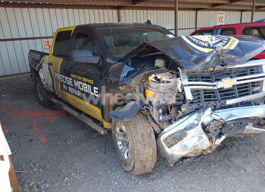 2015 Chevrolet Silverado 1500 2LT (VIN 3GCUKREC1FG491508) main photo