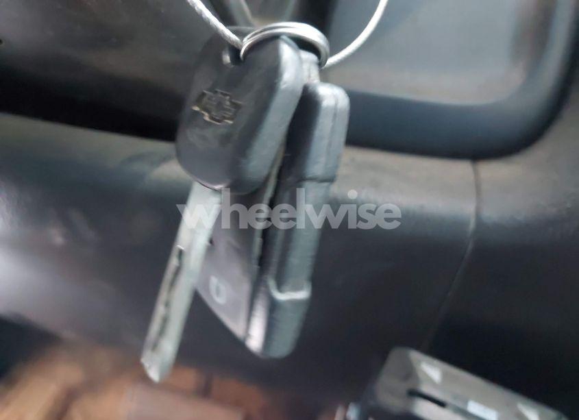 Photo 11 of 2015 Chevrolet Silverado 1500 2LT (VIN 3GCUKREC1FG491508)