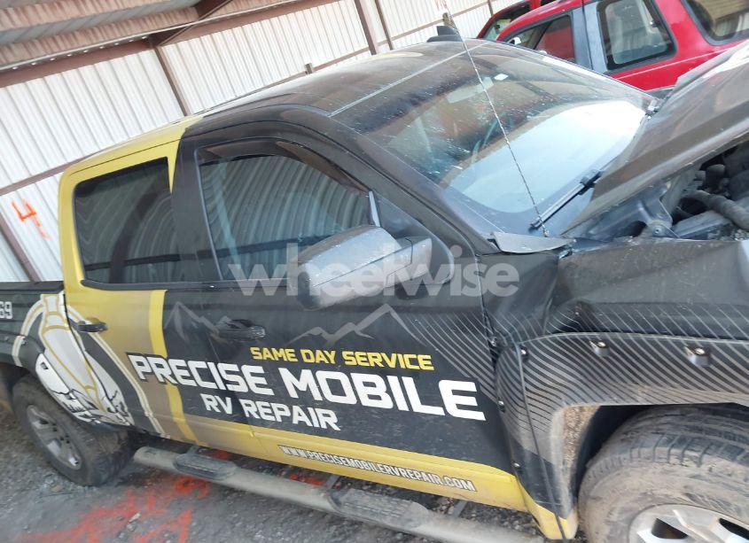 Photo 14 of 2015 Chevrolet Silverado 1500 2LT (VIN 3GCUKREC1FG491508)