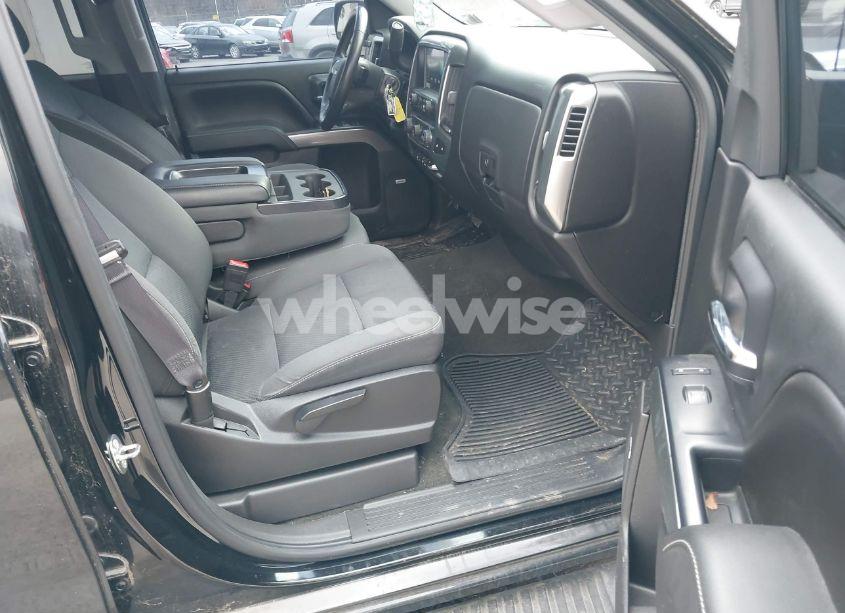 Photo 5 of 2015 Chevrolet Silverado 1500 1LT (VIN 3GCUKREC1FG506041)