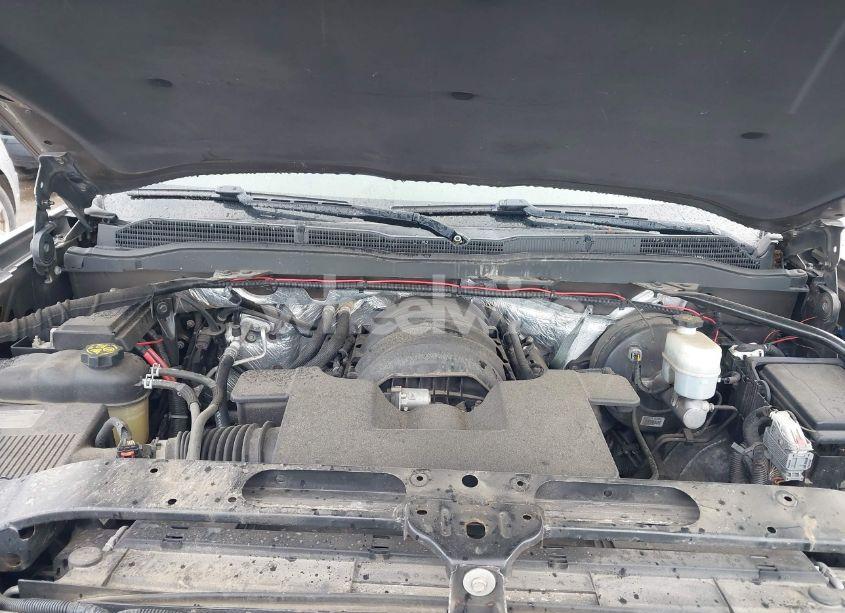 Photo 10 of 2015 Chevrolet Silverado 1500 2LT (VIN 3GCUKREC1FG515211)