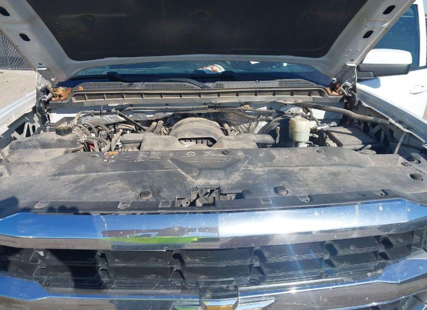 Photo 10 of 2016 Chevrolet Silverado 1500 1LT (VIN 3GCUKREC1GG123864)