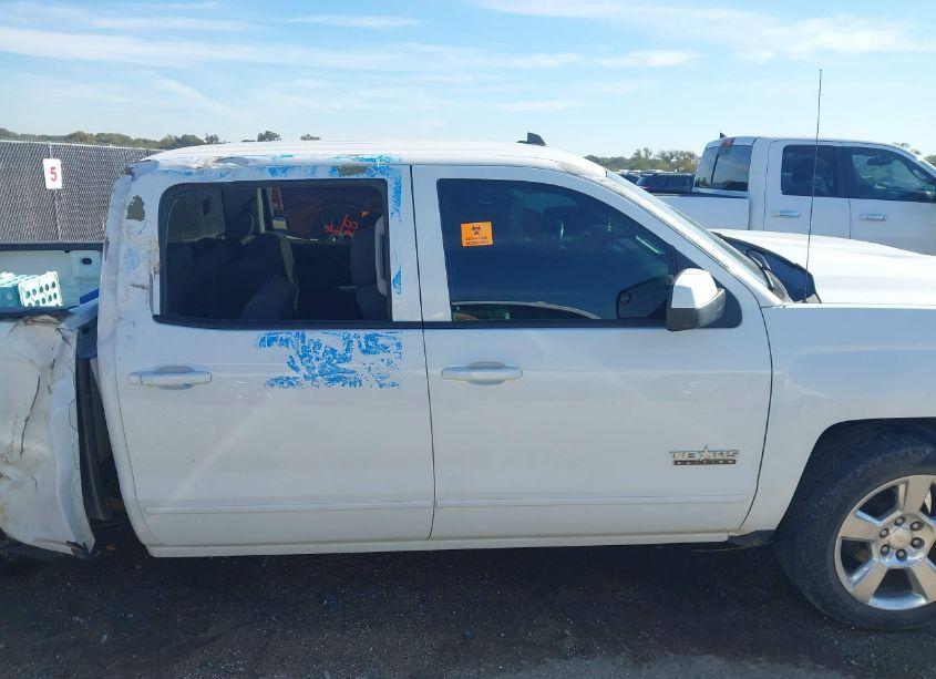 Photo 13 of 2016 Chevrolet Silverado 1500 1LT (VIN 3GCUKREC1GG123864)